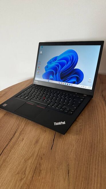 Lenovo: AMD Ryzen 5, 16 GB OZU, 14 " — 7