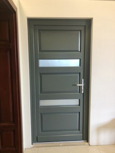 Giriş qapıları: Məhsul: Dəmir giriş qapıları (klassik dizayn) - Material: qalın — 36