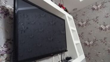 emt 82: İşlənmiş Televizor LG Led 82" HD (1366x768), Ünvandan götürmə