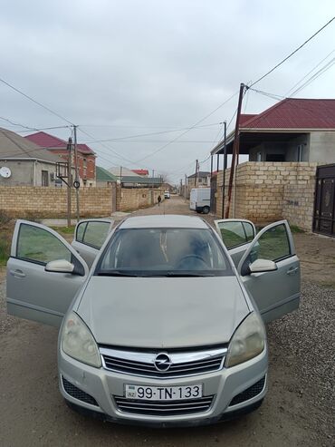 opel masin: Opel Astra: 1.3 l | 2007 il 500000 km Hetçbek