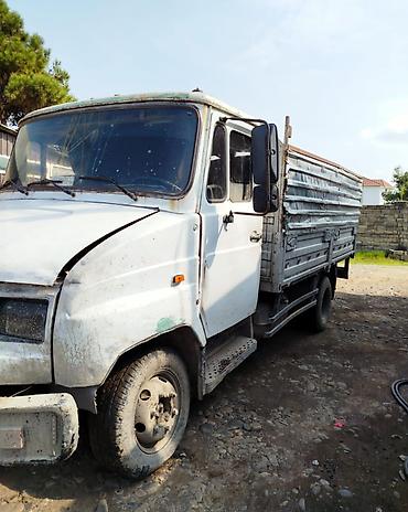 ford transit disk: Yük maşını – bortlu, dizel, turbomühərrikli Xüsusiyyətlər: - Korpus — 2