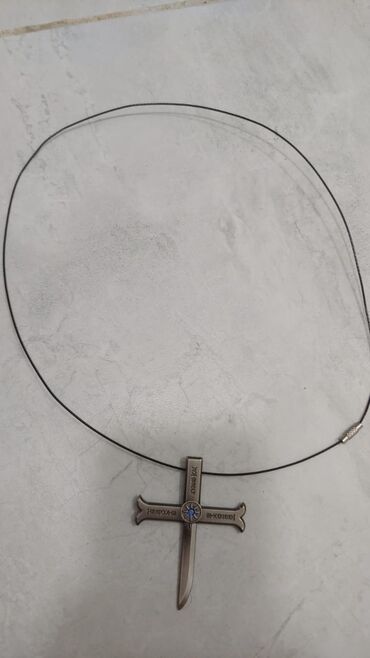 серебряная подвеска кулон: Продаю ожерелье с подвесткой - крестом Dracula Mihawk! Состояние