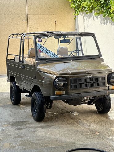 uaz 3303 satilir: Yuaz uaz zaz saz vəziyətdə, mator təzə yıgılıb elektrik işi var