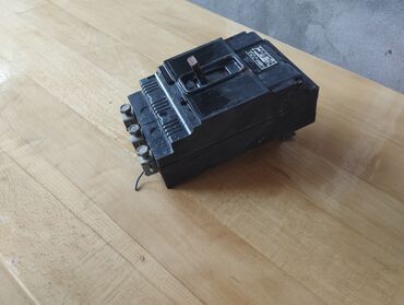 Transformatorlar: 3 faza, Elektrik avtomat