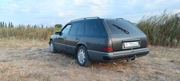 Mercedes-Benz: Mercedes-Benz E-Class: 1990 г., 2.3 л, Механика, Бензин, Универсал at lalafo.kg — 12 Mercedes-Benz: Mercedes-Benz E-Class: 1990 г., 2.3 л, Механика, Бензин, Универсал — 12
