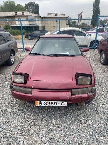автомобили продажа: Mazda 323: 1994 г., 1.6 л, Механика, Бензин, Хэтчбэк