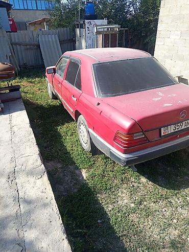 124 mers: Mercedes-Benz W124: 1986 г., Седан — 2