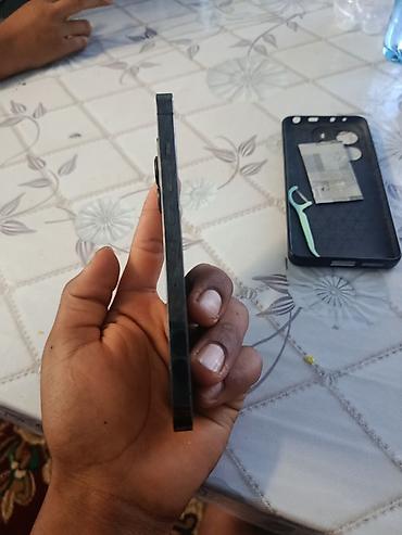 core 2: IPhone 13 Pro, Б/у, 128 ГБ, Графит, Чехол, 77 % — 6