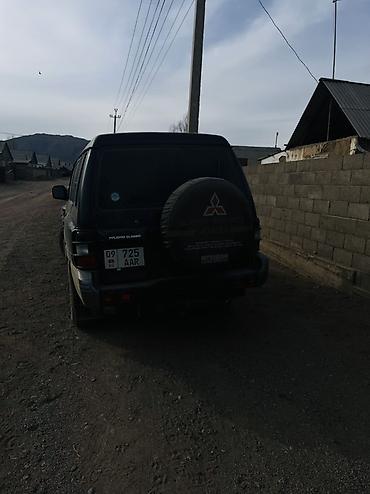Другие детали салона: ⸻ 🚗 Срочно продается Mitsubishi Pajero 📅 Год: 2005 🔧 Двигатель: 2.5 — 7