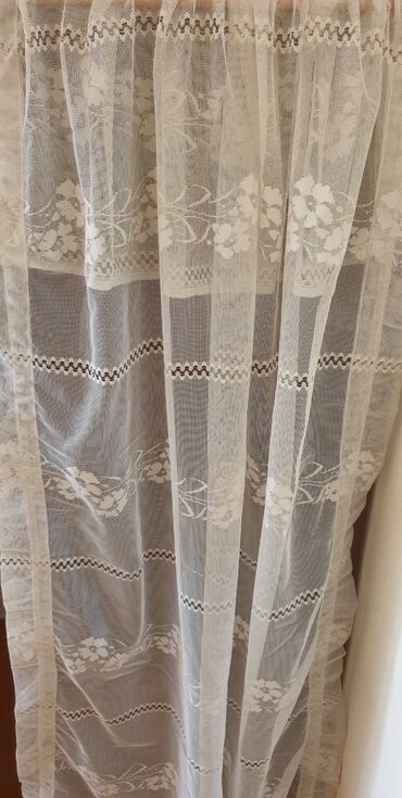 Posteljina: IKEA-KRATKE ZAVESE 1M X0.65
PAKOVANJE ZA 1 CENU
MADE IN ITALY — 3