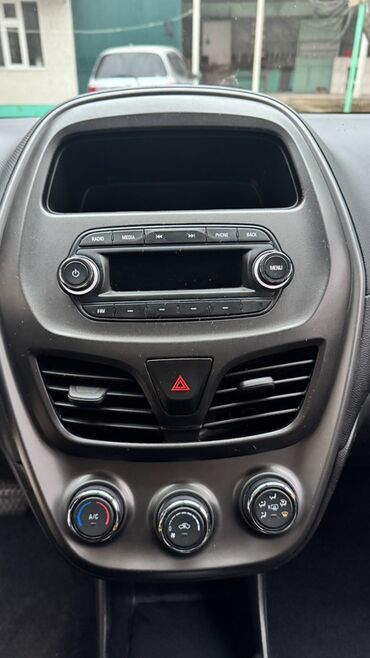 Chevrolet: Chevrolet Spark: 2020 г., 1 л, Вариатор, Бензин, Хэтчбэк — 9