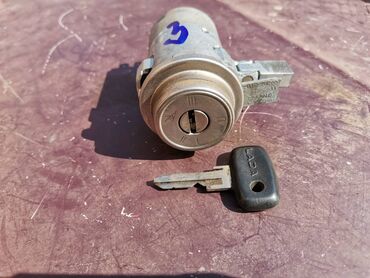 Auto delovi: Brava paljenja Lada 2121,21213,21214 Niva, Lada 7 Riva br.1. Polovno — 4