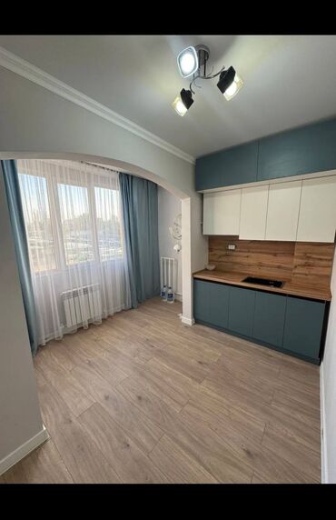 квартира в районе политеха: 1 комната, 45 м², 3 этаж