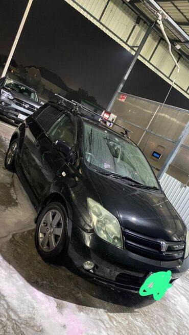 машина на обмен с доплатой: Toyota ist: 2003 г., 1.3 л, Автомат, Бензин, Хэтчбэк