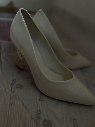Туфли: Туфли, 37, Yves Saint Laurent, Новый, цвет - Бежевый, Самовывоз — 2