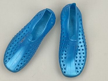 sandały crocs c11: Kapcie 29, Używany