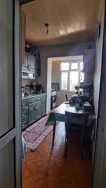 hovsanda ev satilir: Sumqayıt, 4 otaqlı, Köhnə tikili, 87 kv. m — 1