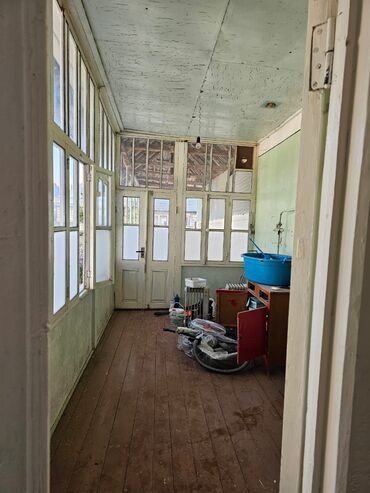 Uzunmüddətli kirayə evlər: 250 azn aylıq kirayə ve həmdə satılır 47000 azn satış qiyməti Ev — 10