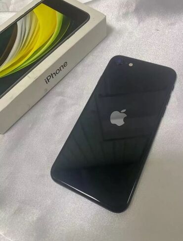 Apple iPhone: IPhone SE 2020, Б/у, 128 ГБ, Черный, Защитное стекло, Чехол, 78 %
