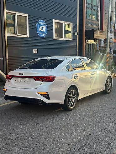 авто из корей: Kia K3: 2019 г., 1.6 л, Автомат, Бензин, Седан — 10