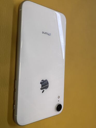 Apple iPhone: IPhone Xr, Б/у, 256 ГБ, Белый, 77 %