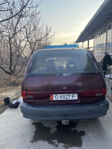 машина с российскими номерами: Toyota Previa: 1992 г., 2.4 л, Механика, Бензин, Минивэн