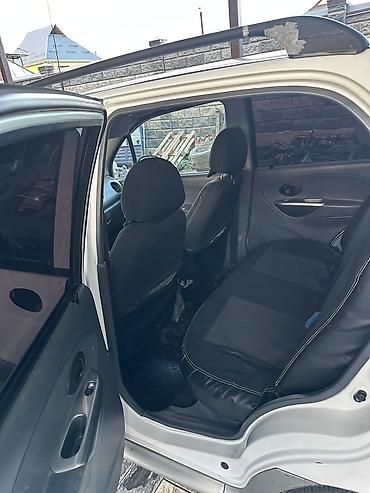 даево матиз 1: Daewoo Matiz: 2012 г., 1 л, Кол менен иштөөчү, Бензин, Хетчбек — 4