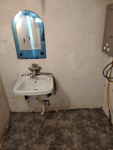 Uzunmüddətli kirayə evlər: 60 kv. m, 3 otaqlı, Qaz, Su, İşıq — 10