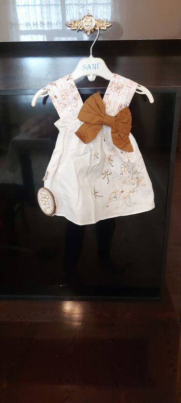 Kostyumlar: Məhsul: Geyim dəsti – kişi kostyumları və uşaqlar üçün paltarlar - — 11