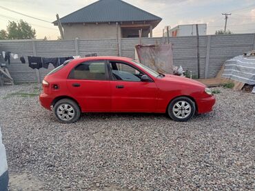 опель вектра б: Daewoo Lanos: 1997 г., 1.5 л, Механика, Бензин, Хэтчбэк
