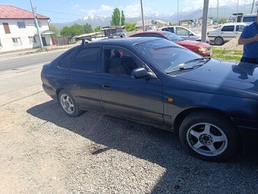 авуди 6: Toyota Carina E: 1992 г., 1.6 л, Механика, Бензин, Хэтчбэк