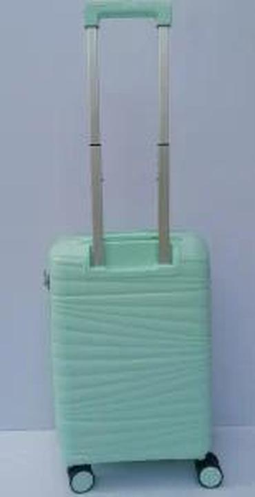 Putni koferi i torbe: Tvrdi kofer na točkiće – mint zelena boja - Kompaktna veličina — 15