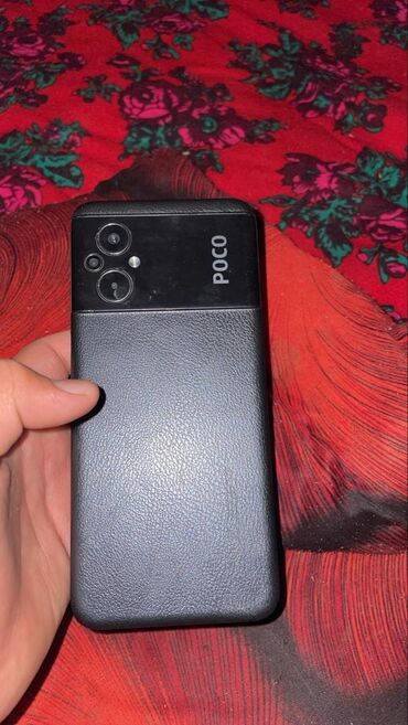 телефоны poco m5: Poco M5, Колдонулган, 128 ГБ, түсү - Кара, 2 SIM