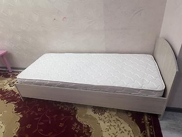кровать одно: Односпальная кровать, Б/у, С матрасом, длина - 200 см — 2
