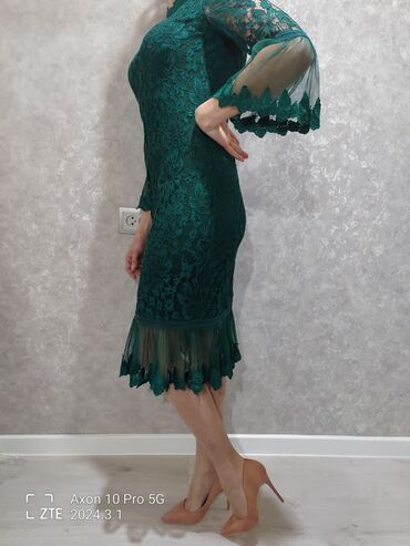 Платья: Вечернее платье, А-силуэт, Средняя модель, Полиэстер, С рукавами, XL (EU 42)