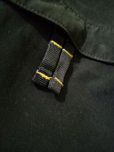 Sportska odeća: Gornji deo odeće, Za odrasle, Upotrebljenо — 9