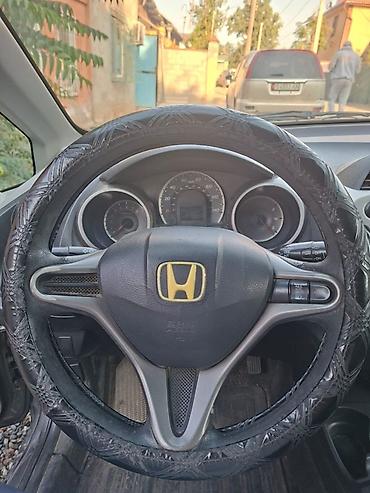 енкар авто: Honda Fit: 2010 г., 1.5 л, Автомат, Бензин, Хэтчбэк — 5