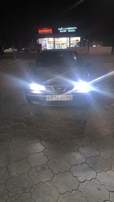 крыло на нексия: Daewoo Nexia: 2003 г., 1.5 л, Механика, Бензин, Седан
