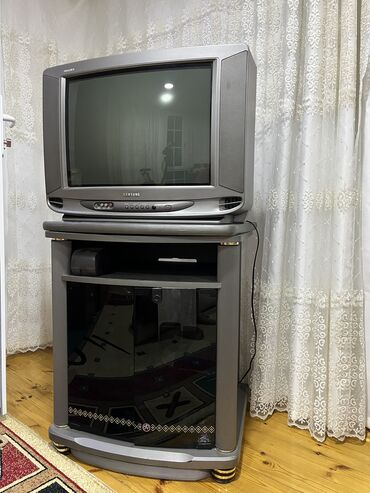 Televizorlar: İşlənmiş Televizor Samsung 28" Ünvandan götürmə, Ödənişli çatdırılma
