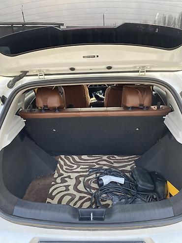 BYD: BYD Song Max: 2021 г., Автомат, Гибрид, Кроссовер — 8