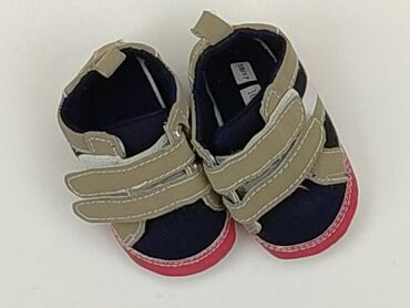 kombinezon op 1: Baby shoes, 17, condition - Very good