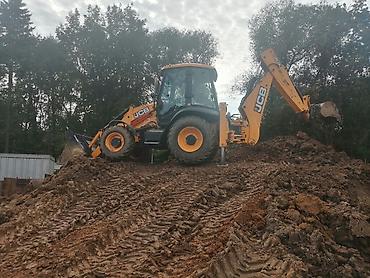 Другие стройуслуги: Услуги экскаватора 140–55–60. Катлован любой объём — 6