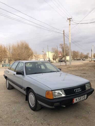 Audi: Audi 100: 1989 г., 2 л, Механика, Бензин, Седан — 4
