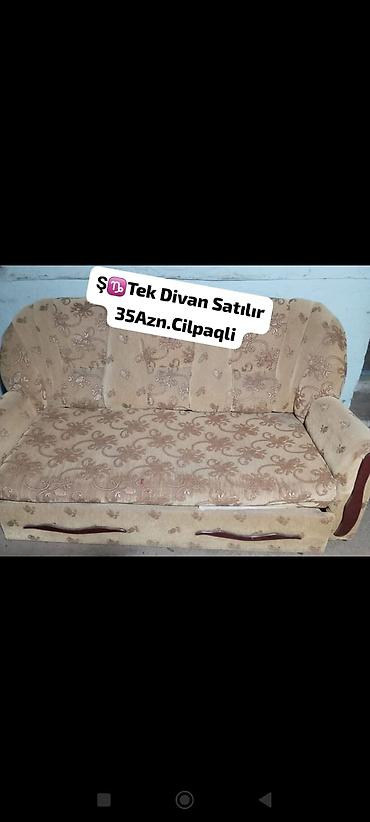 xacmaz ikinci el mebel: Tek divan – açılıb-bağlanan (çılpaq) model. - Rəng: bej üzərində — 1