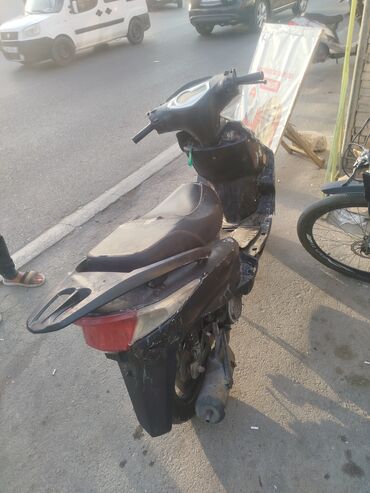mataskletlər: Mondial - 125, 120 sm3, 2021 il, 1200 km