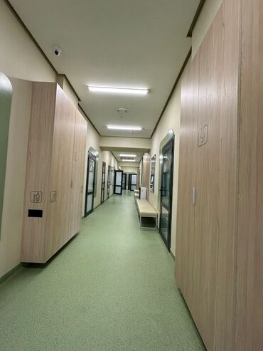 Медицинские и массажные кабинеты: Сдаю Кабинет Для гинеколога, Для косметолога, Для массажиста, В административном здании, 24 м², Долгосрочно, С системой безопасности, С юридическим адресом — 11