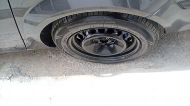 2107 teker: 16 mers dəmir disk barter olunur 
077.752.40.80