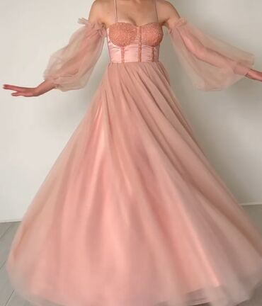 платья 56 размер: Вечернее платье, Длинная модель, С рукавами, Корсет