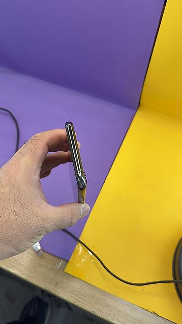 Apple iPhone: IPhone Xs, Б/у, 256 ГБ, 100 % — 9