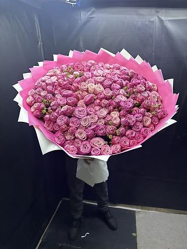вечные розы: Потрясающий монобукет из розовых кустовых роз XXL - Огромный — 4